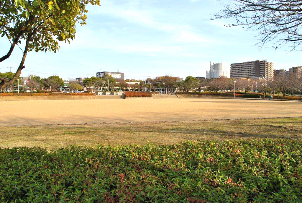 park. 1031m until KimuAkira neighborhood park (Park)