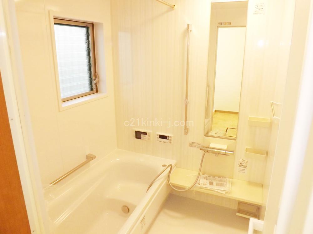 Bathroom. Same specifications photo (bathroom) Peace of mind ・ Safety barrier-free type!  Size is comfortable and welcoming and 1616! Though there is Basuroman! 
