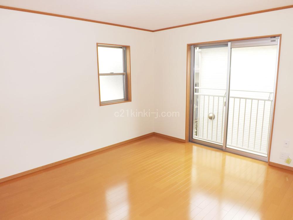 Same specifications photos (Other introspection). Same specifications photos (Western-style)