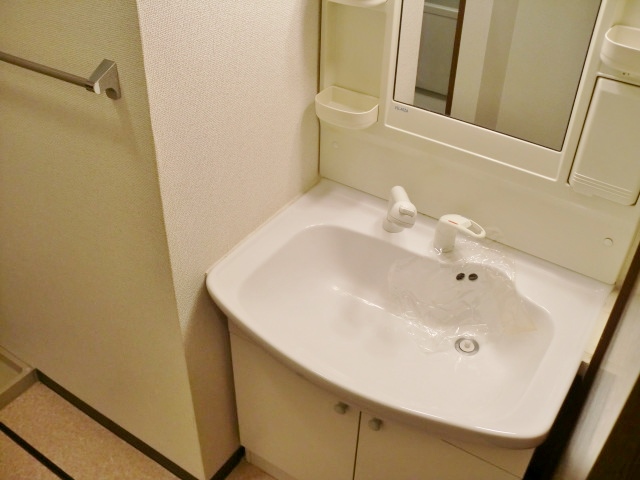 Washroom. Brokerage commissions zero ☆