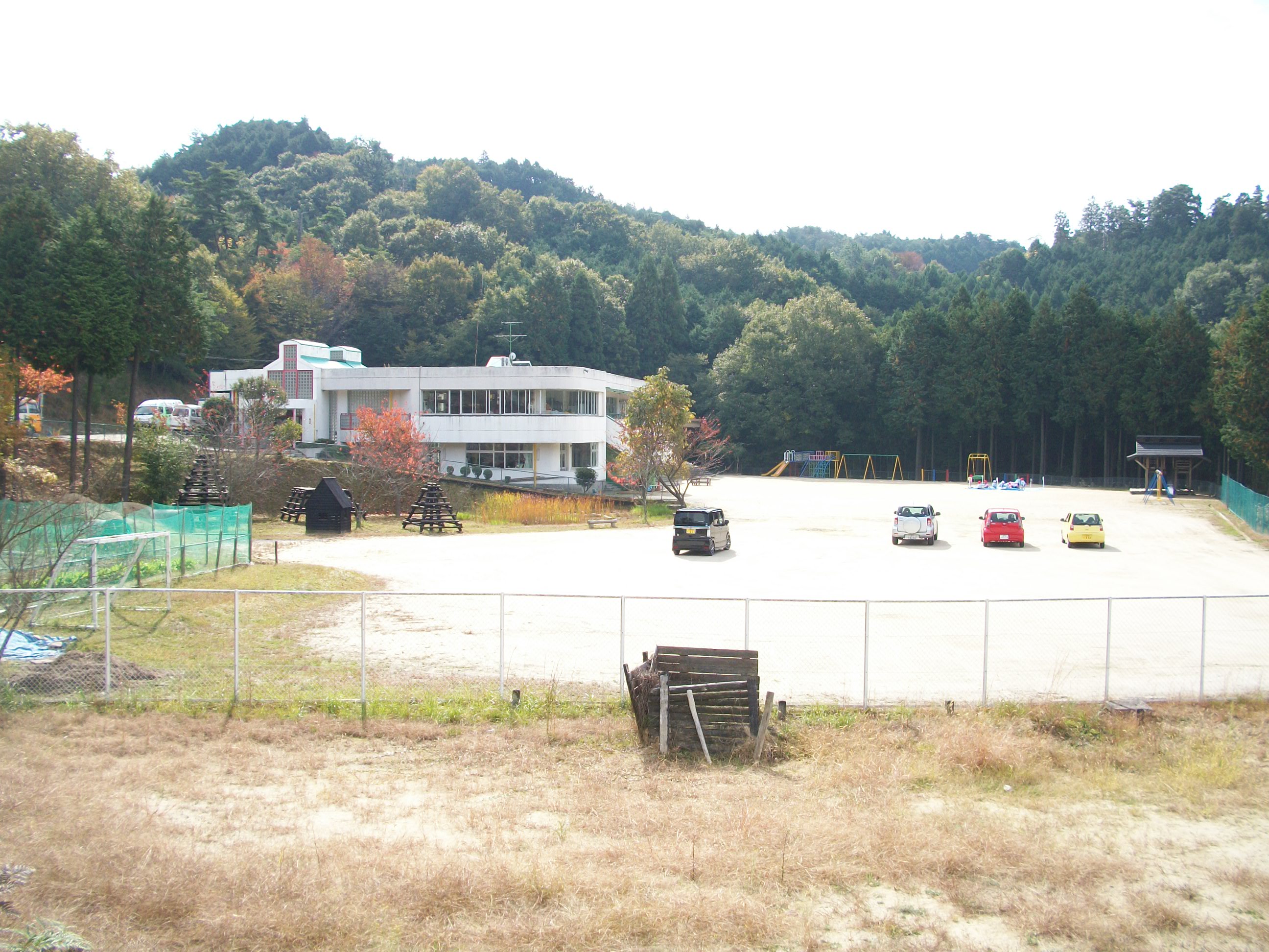 kindergarten ・ Nursery. Sakura nursery school (kindergarten ・ 1297m to the nursery)
