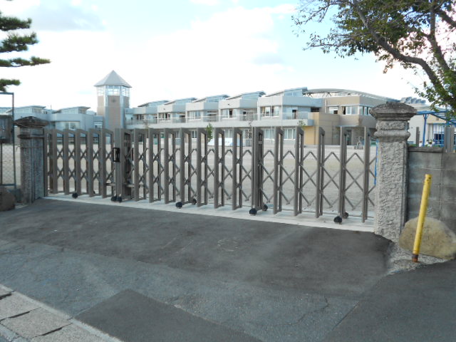Primary school. Inabe Municipal Inabe Nishi Elementary School 1108m until the (elementary school)