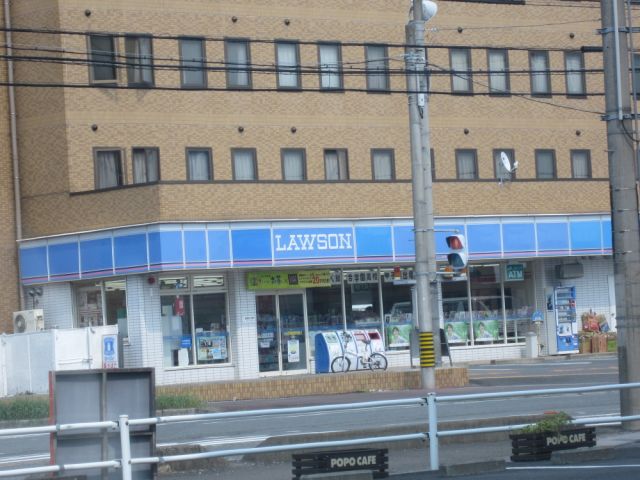 Convenience store. 60m to Lawson (convenience store)