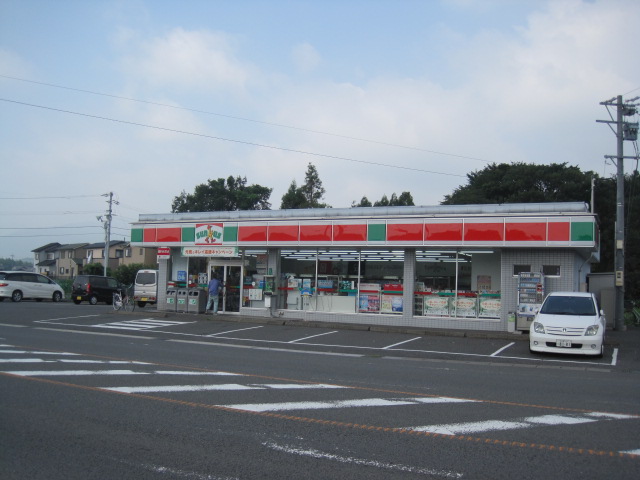 Convenience store. Thanksgiving large cheap Shigure store (convenience store) up to 1060m