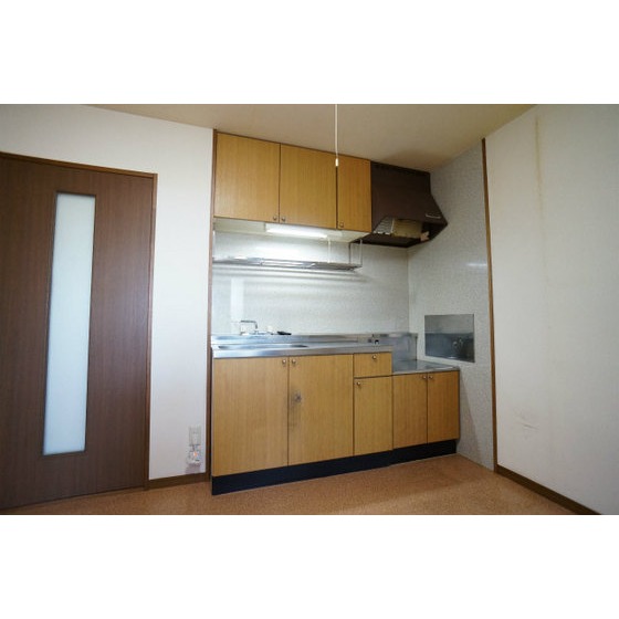 Kitchen. Same property separate room photo