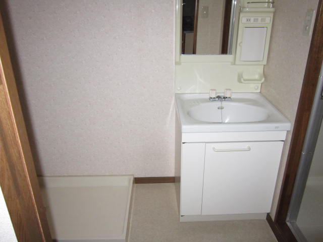 Washroom. Wash basin, Laundry Area