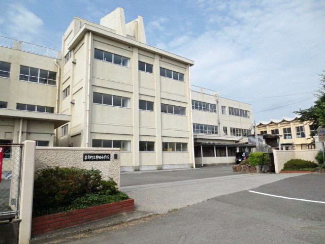 Primary school. 1150m to Toin Municipal Kanda elementary school (elementary school)