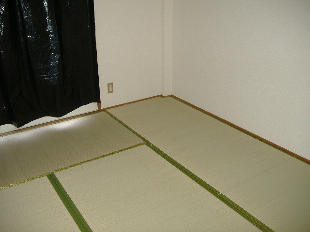 Other room space. Japanese-style room 6 quires