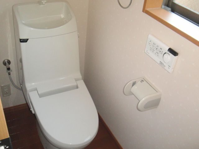 Toilet