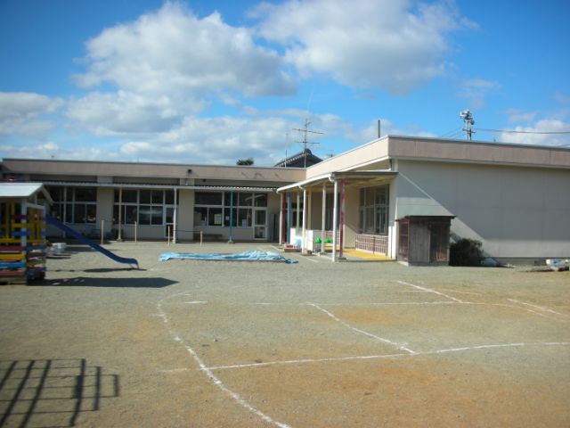 kindergarten ・ Nursery. Shirota kindergarten (kindergarten ・ 1500m to the nursery)