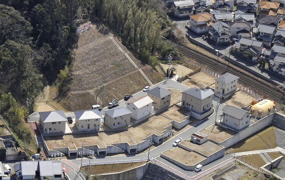 aerial photograph. It is seen from the sky site (March 2012) shooting