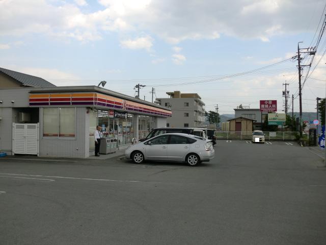 Convenience store. 247m to Circle K Ise Uechi store (convenience store)