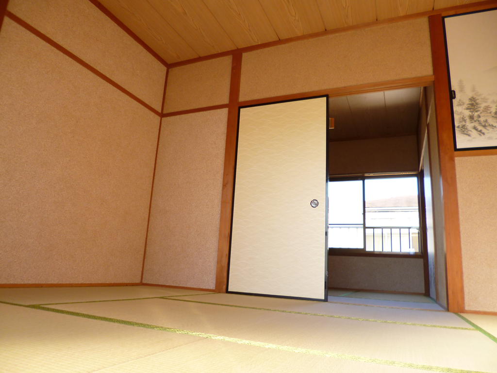 Other room space. Second floor More Japanese-style room 4.5 Pledge ・ Japanese-style room 4.5 Pledge