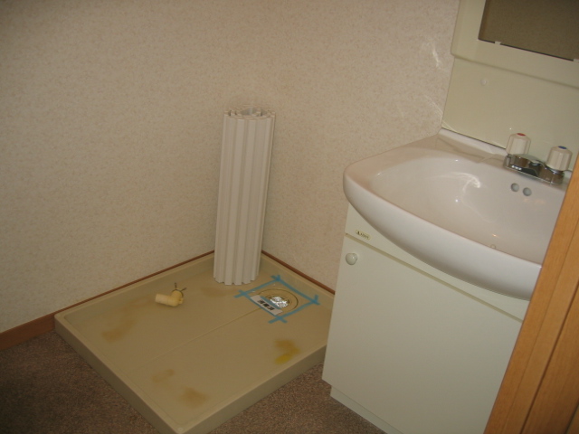 Other room space. Wash basin ・ Washing machine Storage