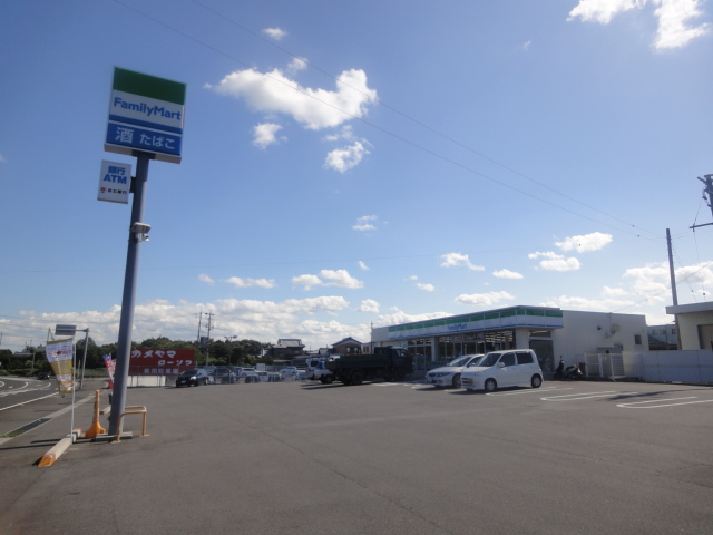 Convenience store. FamilyMart Kameyama Sakae store up (convenience store) 1009m