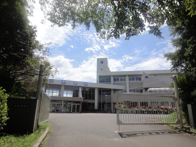 Junior high school. 1847m to Kameyama City Central Junior High School (Junior High School)