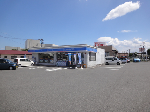 Convenience store. 759m until Lawson Kameyama Higashimiyuki store (convenience store)