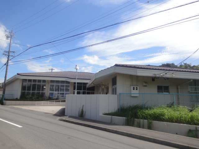 Primary school. 954m to Kameyama City institutions elementary school (elementary school)