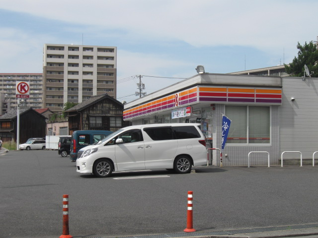 Convenience store. Circle K Kuwana Sangudori store up (convenience store) 210m