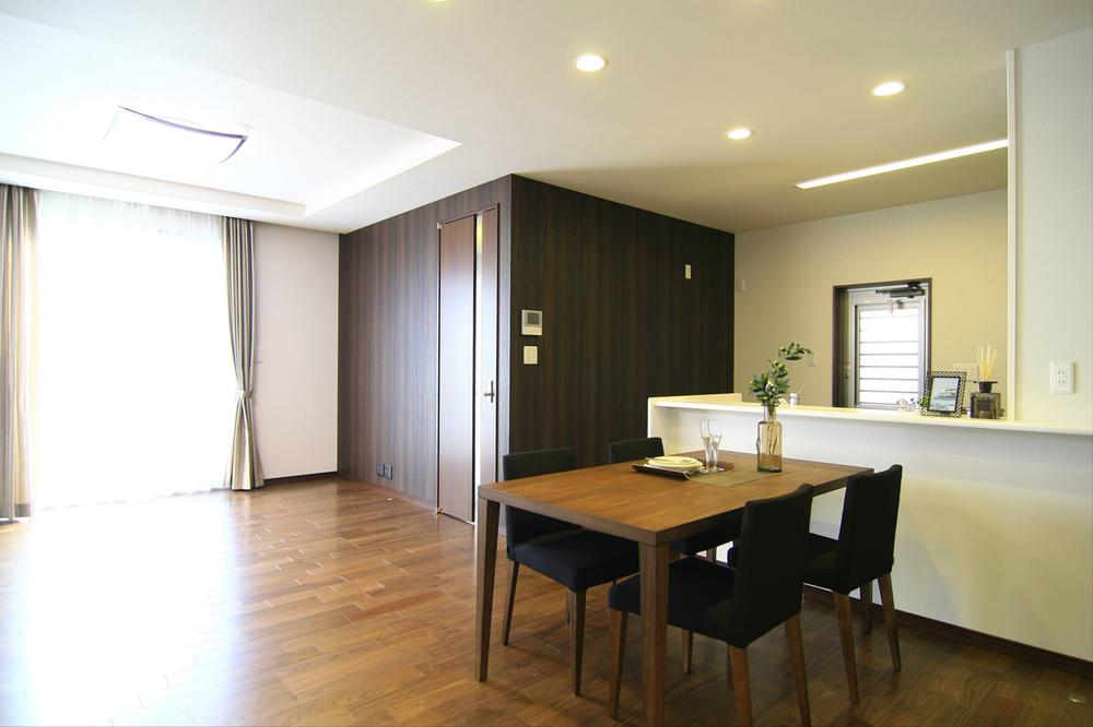 Living. No. 3 land introspection Indoor (March 2013) Shooting