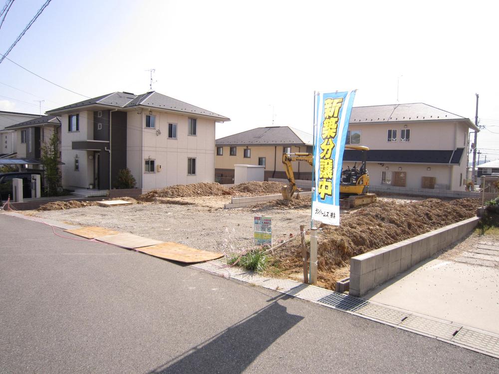 Local appearance photo. Local (10 May 2013) shooting 1, 2 Building