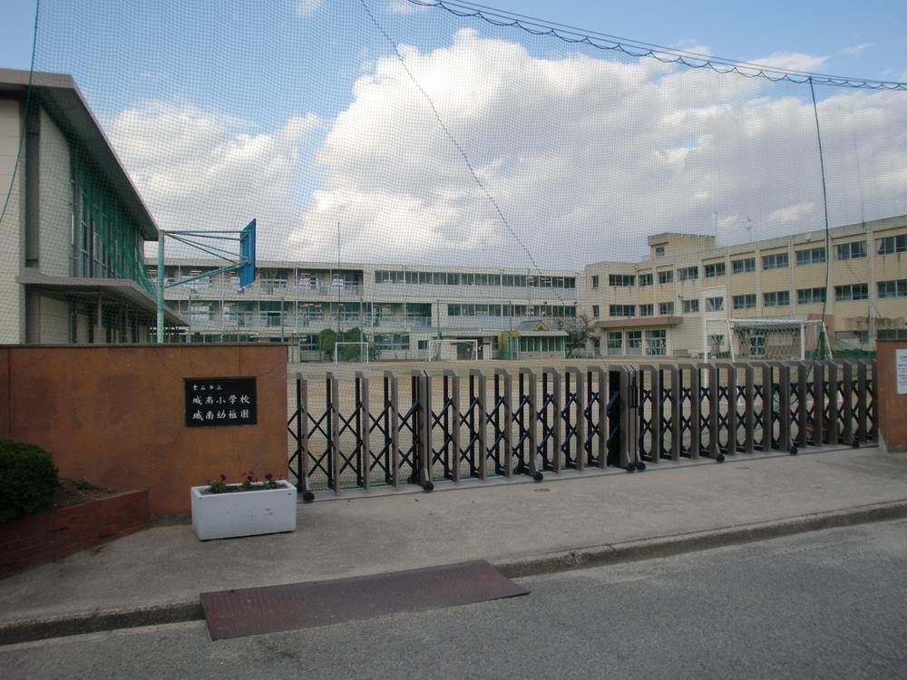 Primary school. Kuwana Jonan to elementary school 791m