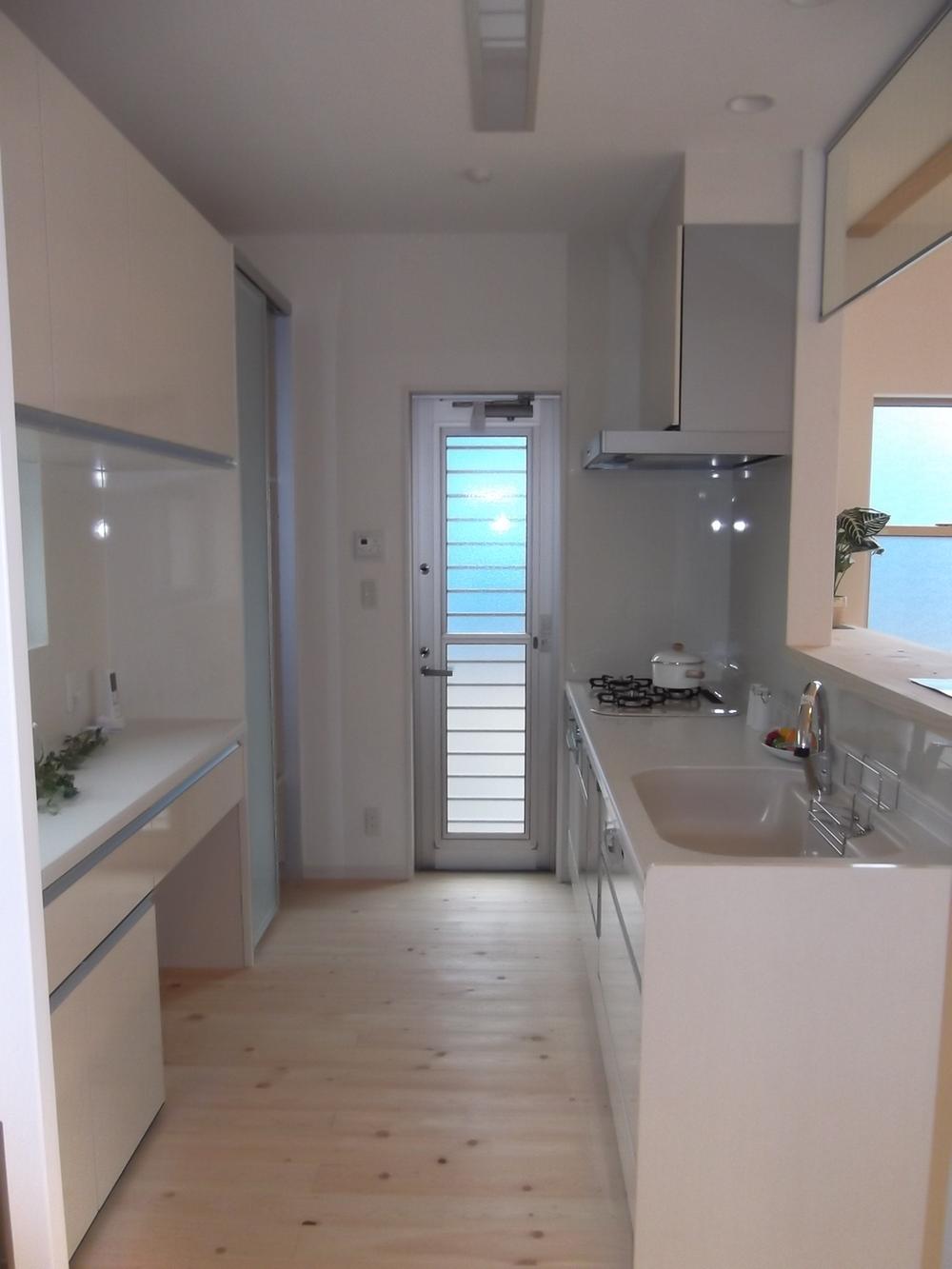 Kitchen. Indoor (05 May 2013) Shooting