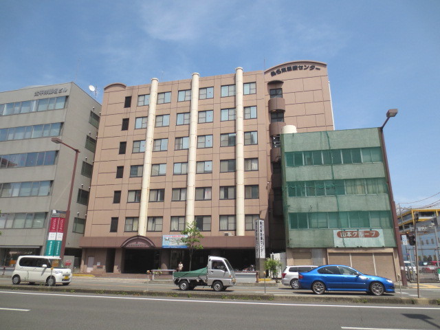 Hospital. Kuwana 630m to the east, Medical Center (hospital)