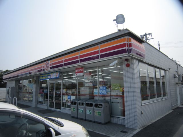 Convenience store. 1200m to Circle K (convenience store)