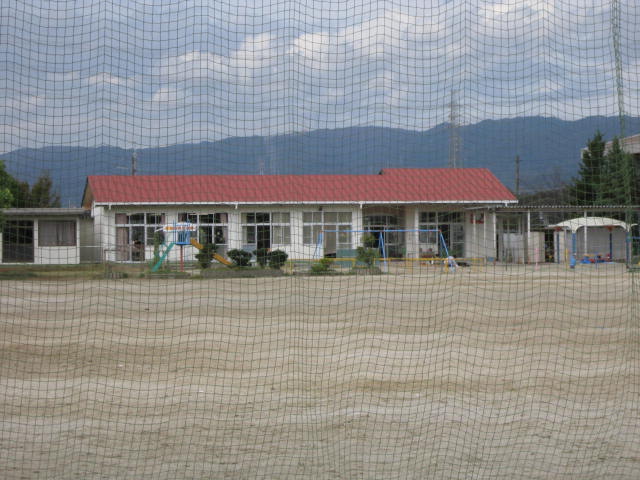 kindergarten ・ Nursery. Kuwana Univ Yamadanishi kindergarten (kindergarten ・ 1160m to the nursery)