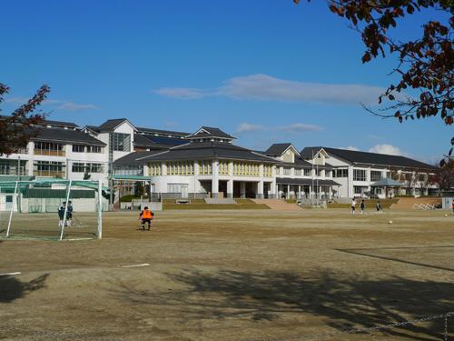Junior high school. Municipal Nagashima 520m walk 7 minutes until junior high school