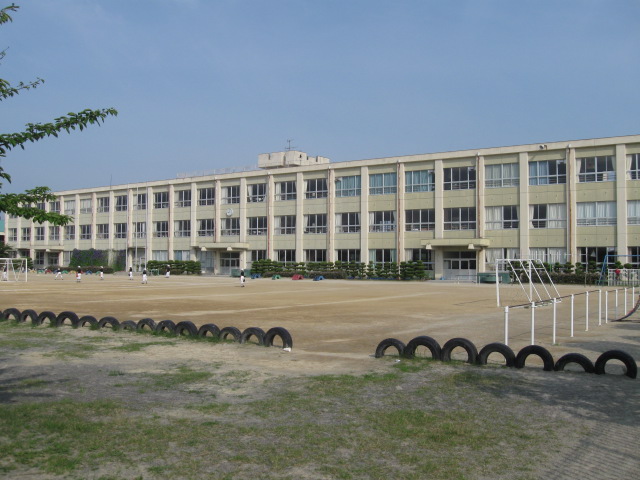 Primary school. 710m to Kuwana Univ Yamadakita elementary school (elementary school)