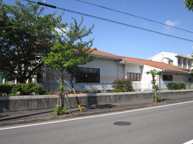 kindergarten ・ Nursery. Kuwana Municipal Fujigaoka kindergarten (kindergarten ・ 300m to the nursery)