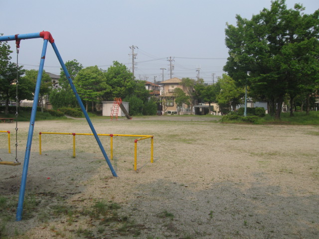 park. 150m until Higashiseiwadai park (park)