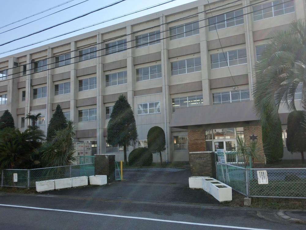 Junior high school. Koufukai until junior high school 1990m