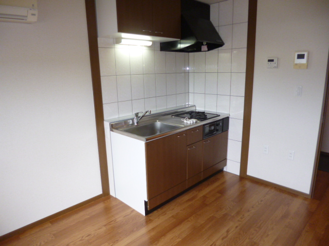 Kitchen. It comes with a popular system Kitchen