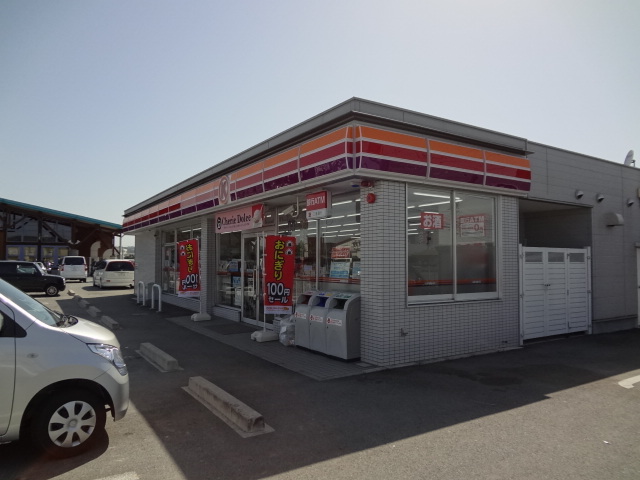 Convenience store. Circle K Matsusaka Nijigaoka store up (convenience store) 900m