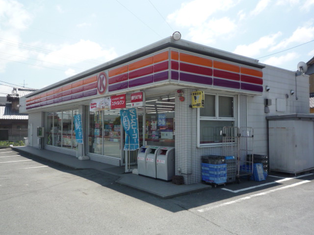 Convenience store. Circle K Matsusaka Umemura street store up to (convenience store) 812m