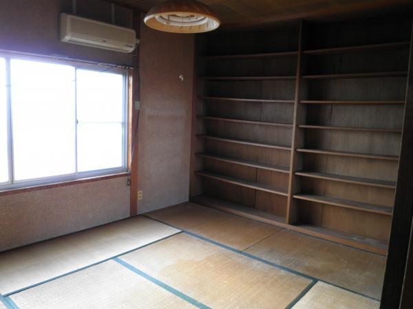 Non-living room. Tatami mat replacement plan