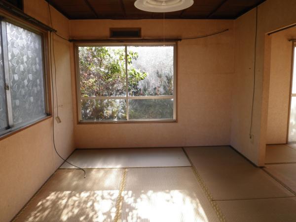 Non-living room. Tatami mat replacement plan