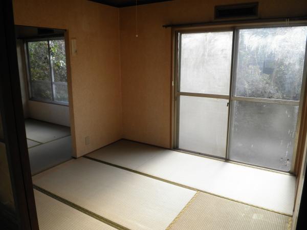 Non-living room. Tatami mat replacement plan