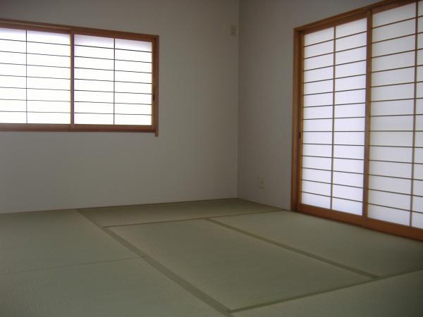 Non-living room. Poised 1F Japanese-style