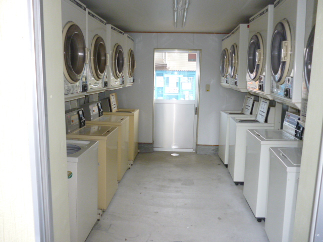 Other common areas. Launderette