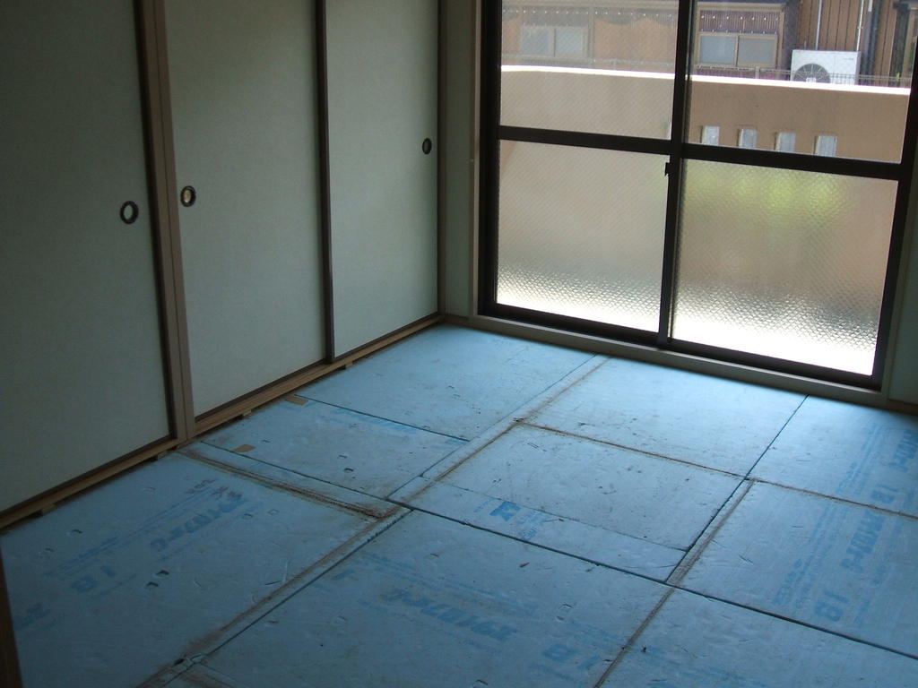 Other room space. Japanese-style room 6 Pledge (Turn on the move after the decision tatami)