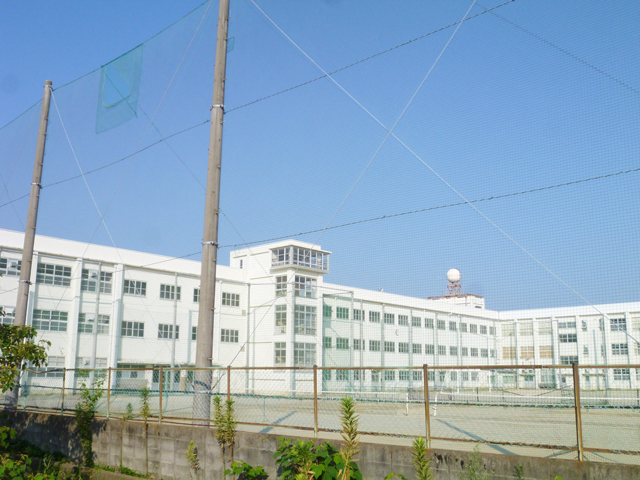 Junior high school. 1901m to Matsusaka City Kamata junior high school (junior high school)