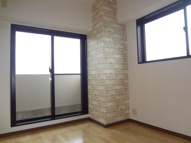 Other room space