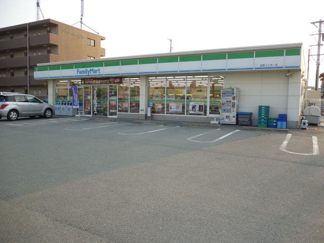 Convenience store. FamilyMart Matsusaka Inter store up (convenience store) 303m