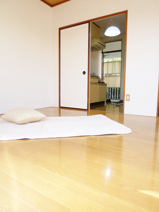 Living and room. Western style room ※ Such as the equipment is for the exhibition.