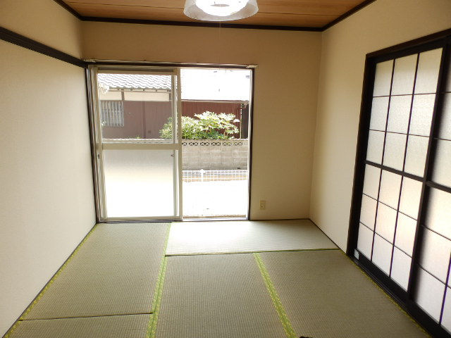 Other room space. Japanese-style room will be Western-style (* ^. ^*)