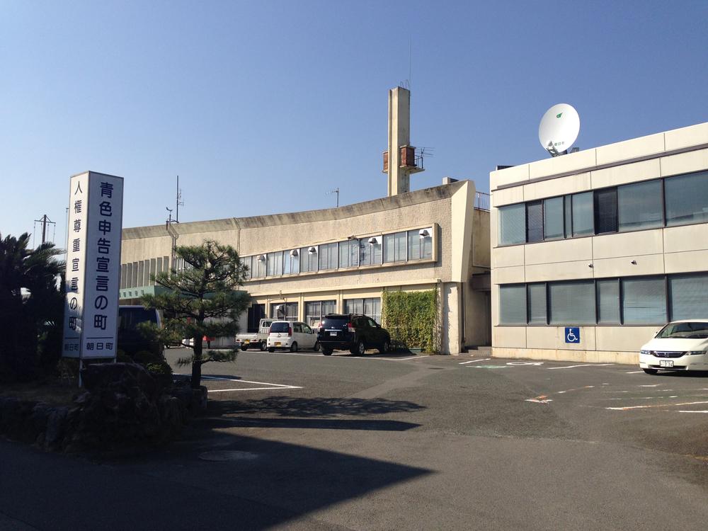 Government office. Asahi 1305m to office